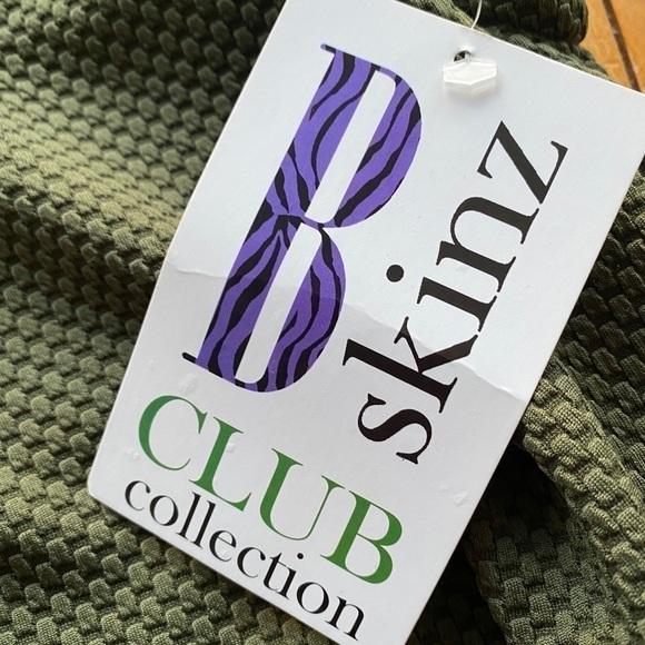 B Skinz Tonal Keyhole Dress.    Perfect to wear with heels or boots!  New w/tag - Picture 5 of 10